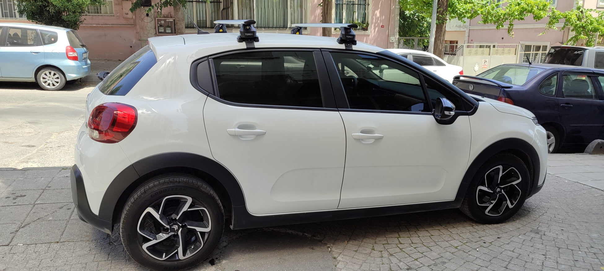For Citroen C3 Roof Rack System, Aluminium Cross Bar, Metal Bracket, Normal Roof, Black For Citroen C3 Roof Rack System, Aluminium Cross Bar, Metal Bracket, Normal Roof, Black
